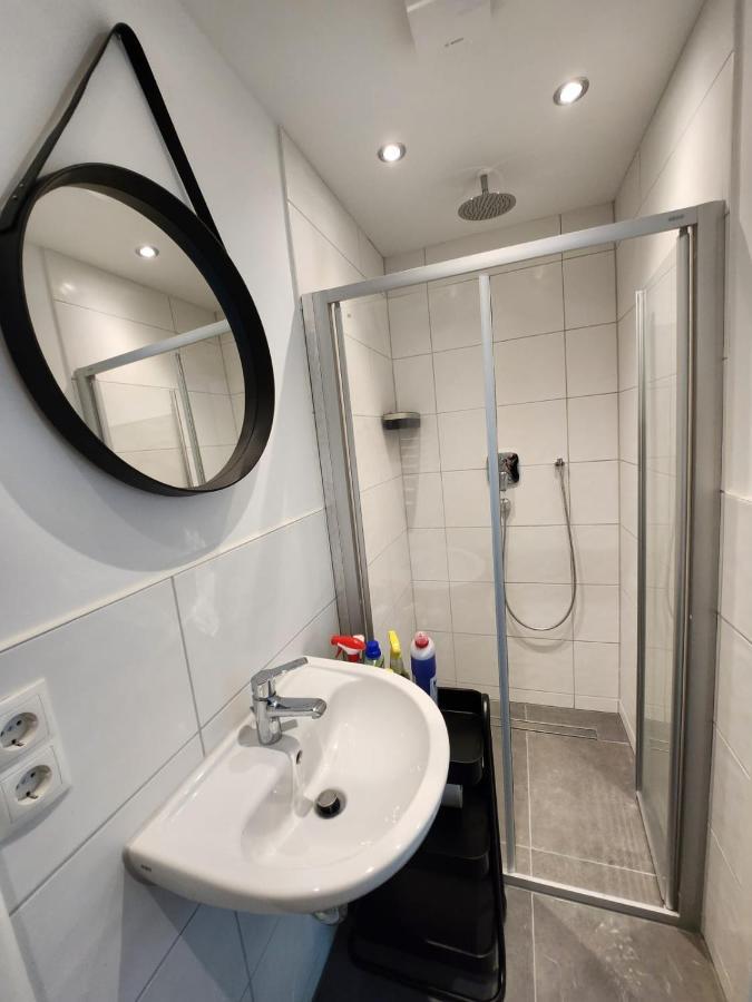 Cozy Apartment Mit Wifi, Aufzug & Kostenlos Parken El-Living Augsburgo Exterior foto